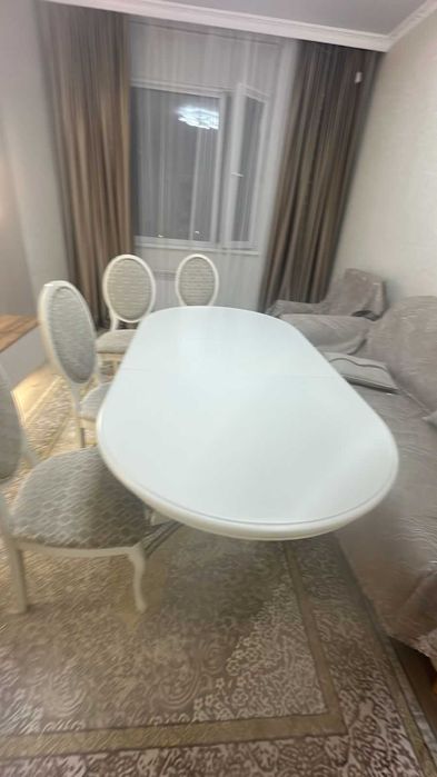 Продам стол в отличном состоянии