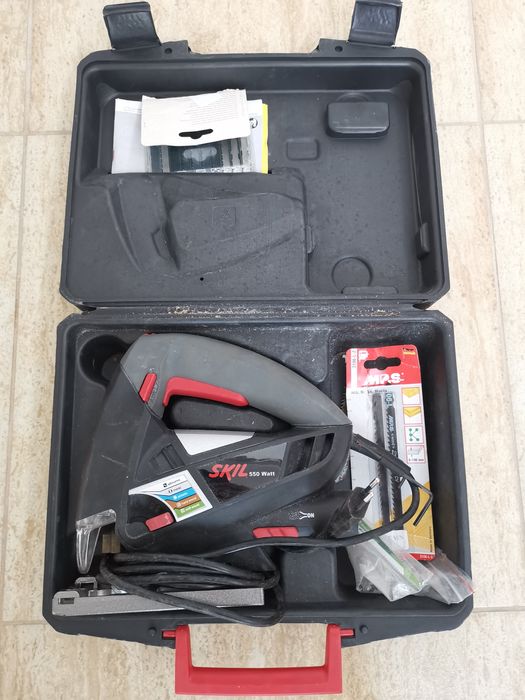 Fierăstrău pendular Skil 550W