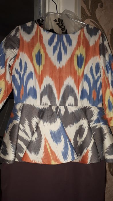 Нарядное платье размер 46