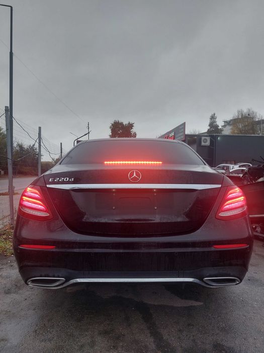 На Части: Mercedes-Benz W213 AMG E220d 194 к.с. 2016 с код 654