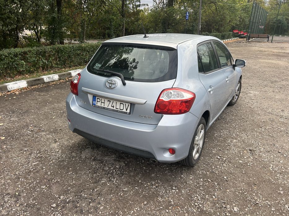 Toyota Auris,2010,1.3 benzina,cutie manuala,clima 2 zone,geamuri elect