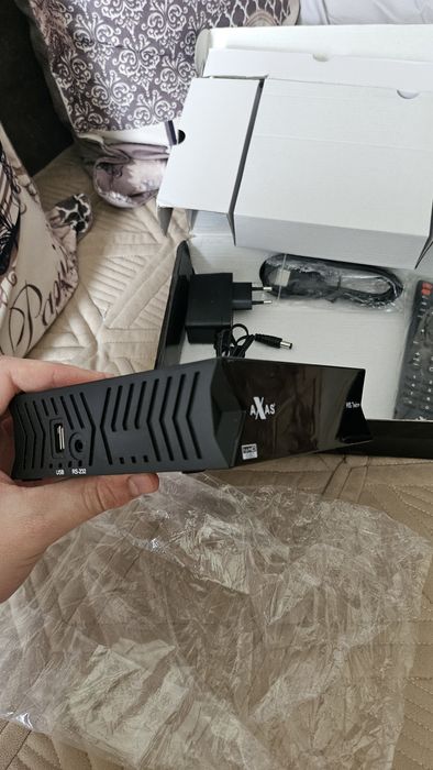 Ресиверы для спутникого тв.