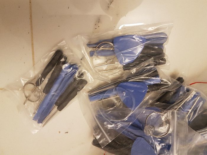 Kit Surubelnite/spatule Reparati GSM Samsung/Iphone Noi!