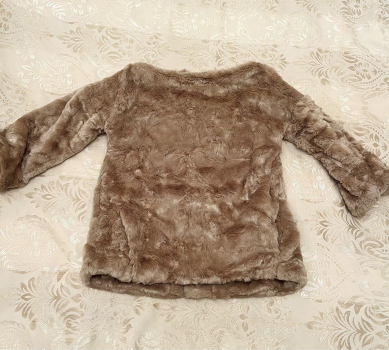 Haina de blana ZARA impecabila