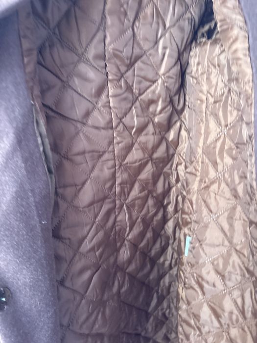 Продам демисезонное польто