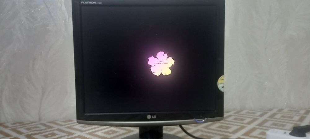 Монитор компьютерный