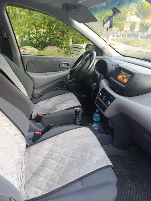 Продается автомобиль Nissan Almera Tino