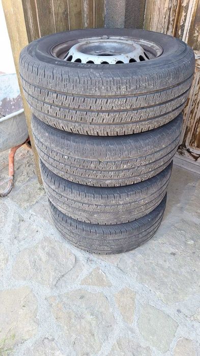 Vand set 4 roti complete, pentru Mercedez Sprinter, rulate numai in Germania, 1000 RON