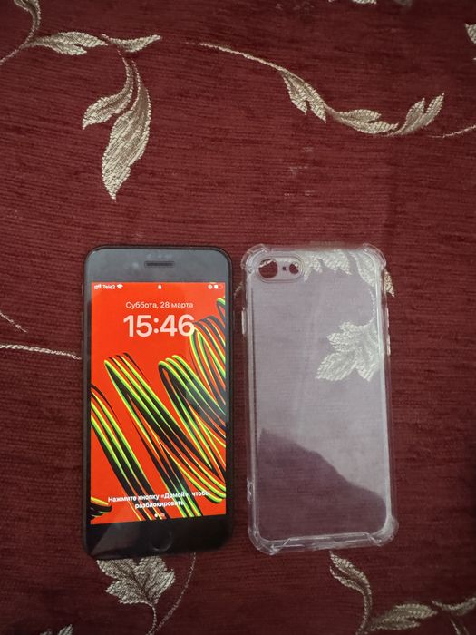 айфон SE 64 гб 72 емкость