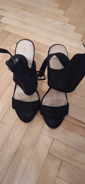 Vand incaltaminte damă