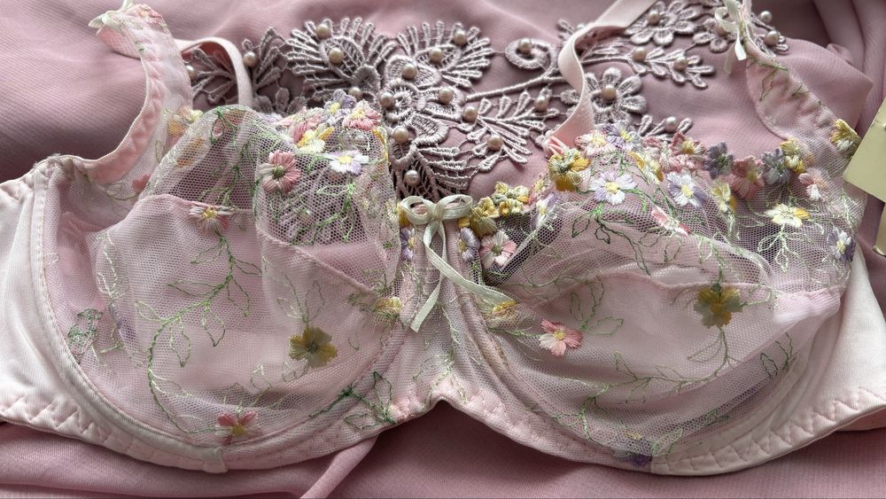 Бюстгальтеры, нижнее белье