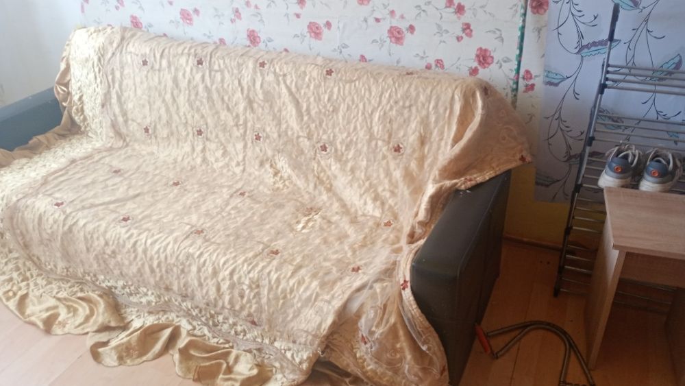 Vând canapea extensibila