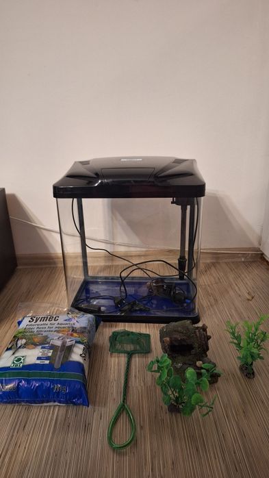 Acvariu 32 litri cu toate accesoriile pret fix