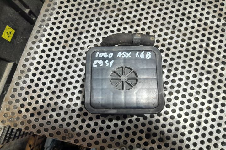 Canistra carbon 1B04 1B04 Mitsubishi ASX prima generatie