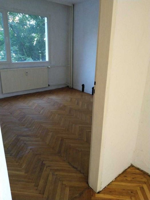 продавам апартамент