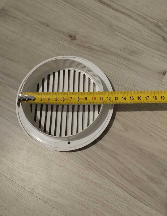 Grila hota sau ventilatie - transport gratuit