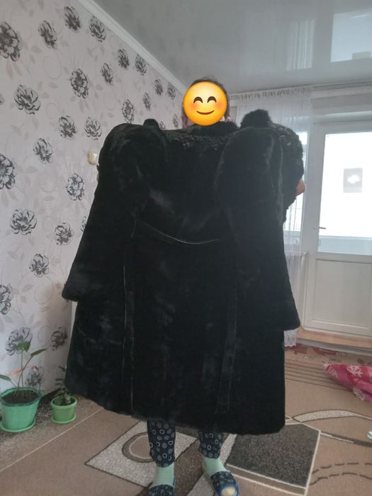 Продам мутоновую шубу
