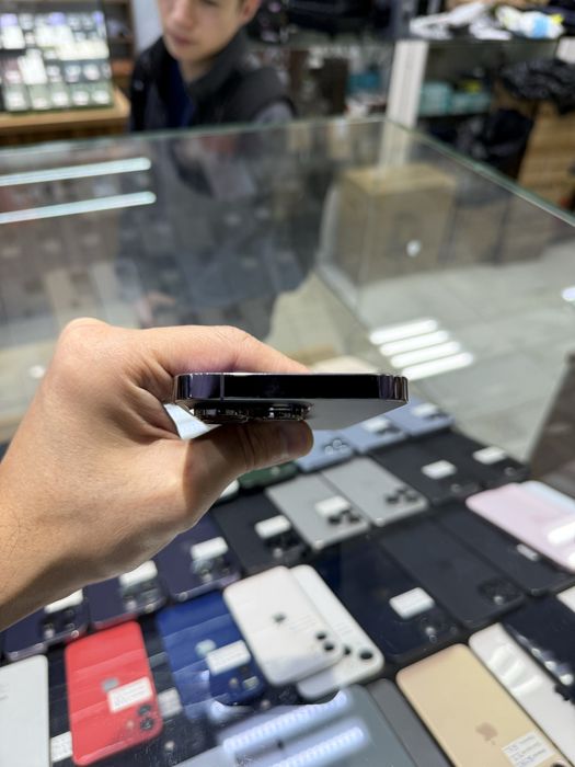 Iphone 14 pro karopka bor