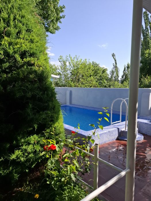 Humsonda oilaviy dacha skidka NARXLARDA