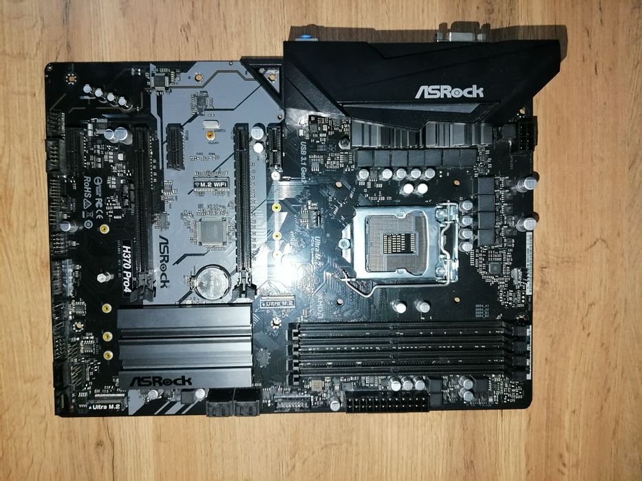 Материнская плата ASRock H370 Pro4