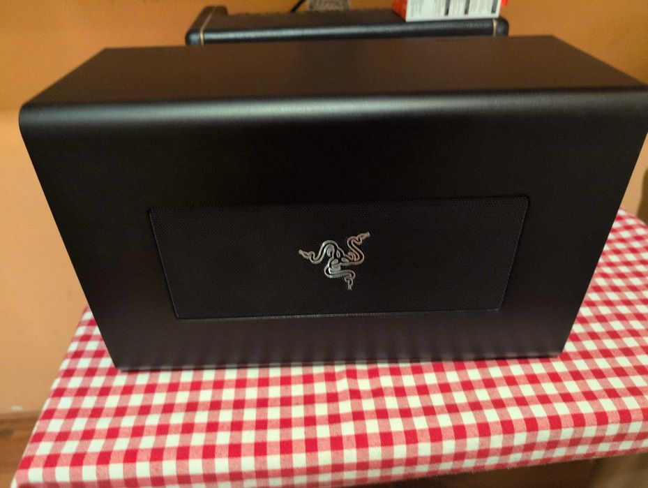 Razer Core X Chroma IMPECABILA