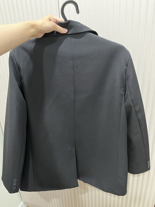 Продам классические жакеты