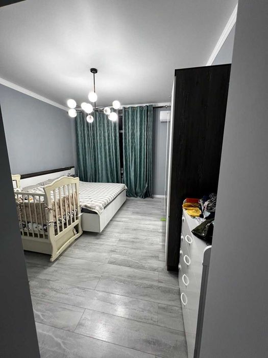 м.Минг Урик, музей искусств 3/2/3  72 м²