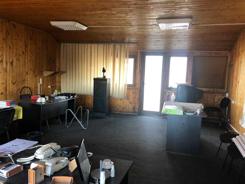 Hală de Vanzare + Teren 1400 mp  + Birouri – Târgoviște - Aleea Sinaia