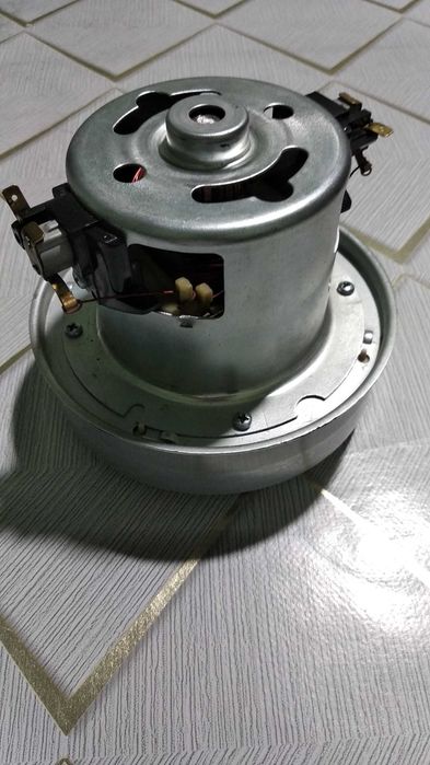 Продам мотор от пылесоса