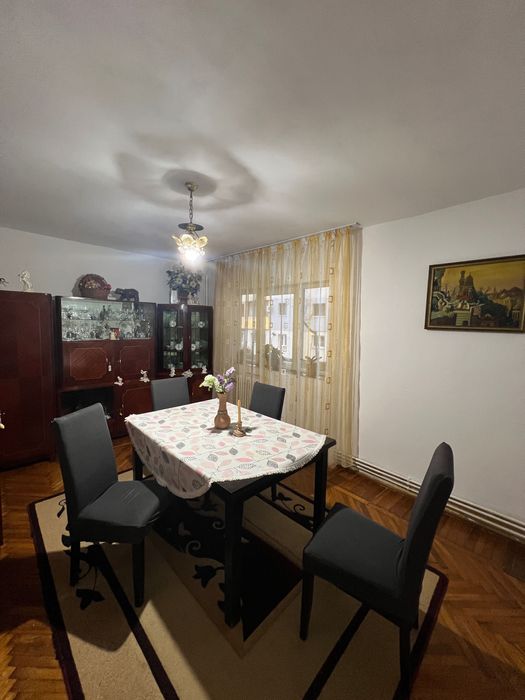 Cluj Napoca Manastur  3 decomandate 175000 euro