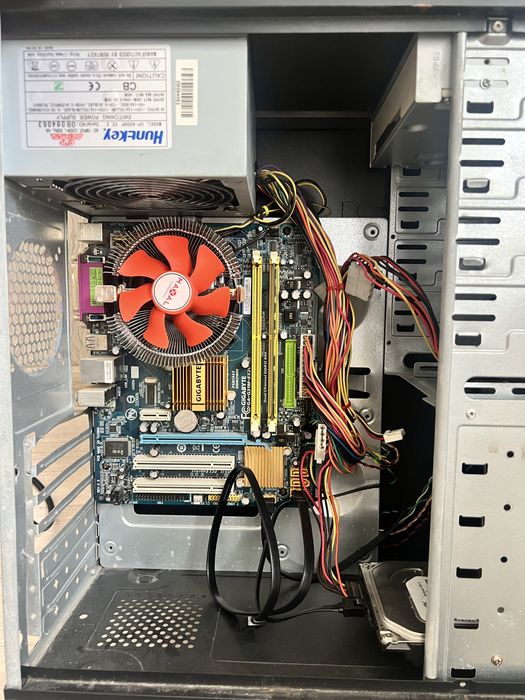 Продам системник рабочем состояний