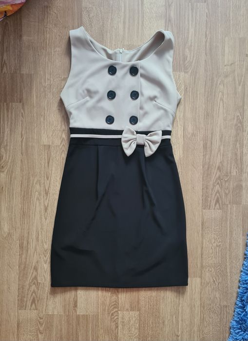 Rochie de ocazie cu nasturi