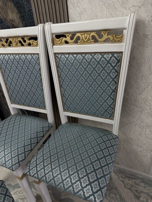 Стулья для гостиной