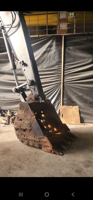 Гусиничний экскаватор сотилади VOLVO EC210B 2018 ноябрь