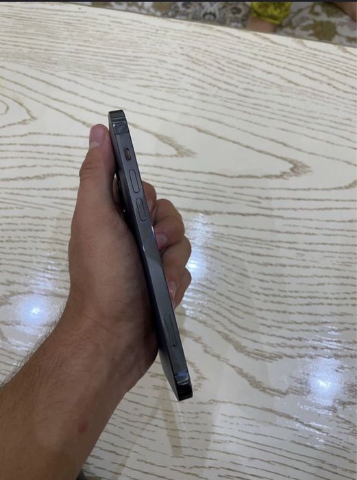 Iphone 12 pro faqat openga