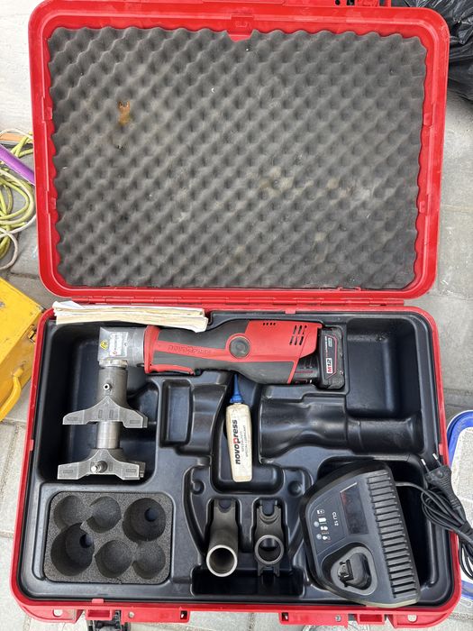 Vind presa axiala Maincor AXP102AXI
