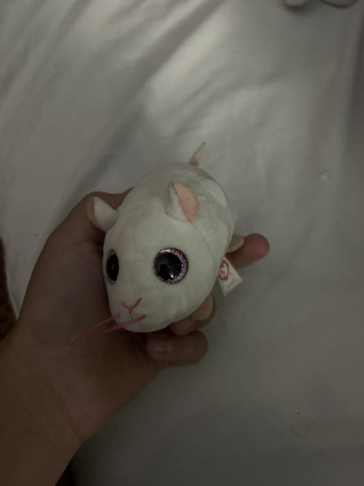 Играчки говорещи и плюшени