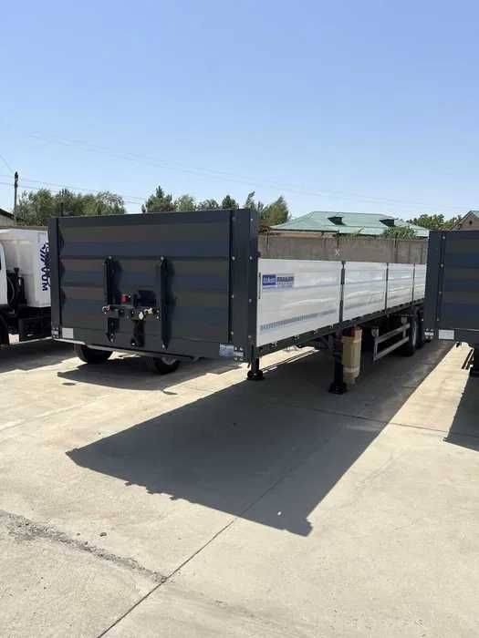 Полуприцеп бортовой контейнеровоз