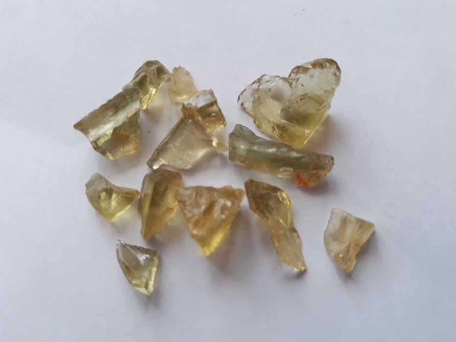 апатит лот 35 карата