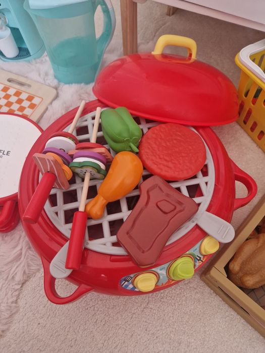 Дървена кухня топ оборудвана