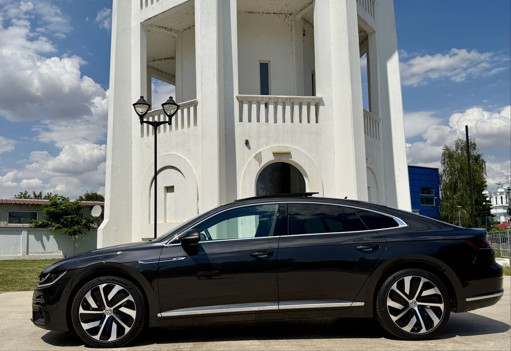 Propietar Vand Vw Arteon R-Line 2.0 TSI 272 CP 4Motion km 8900 reali!
