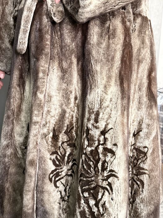 Продам норковую шубу