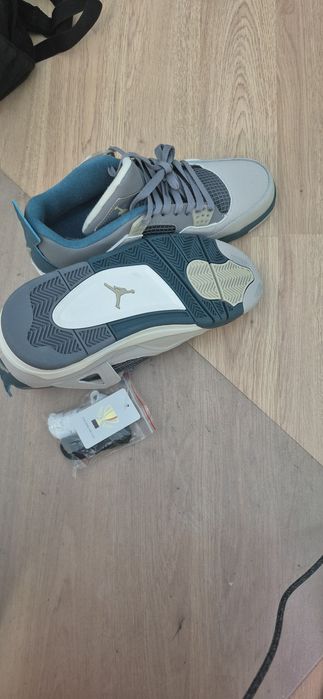 Air Jordan 4 Retro marime 44