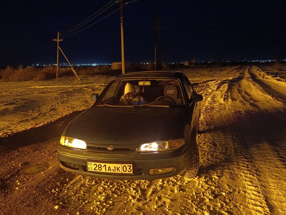 Mazda 626, 1992год