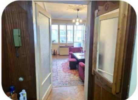 Давам четиристаен апартамент под наем до колхозен пазар