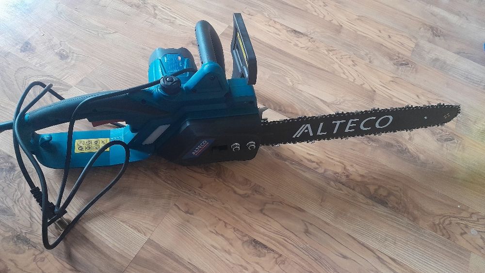 Электропила Alteco