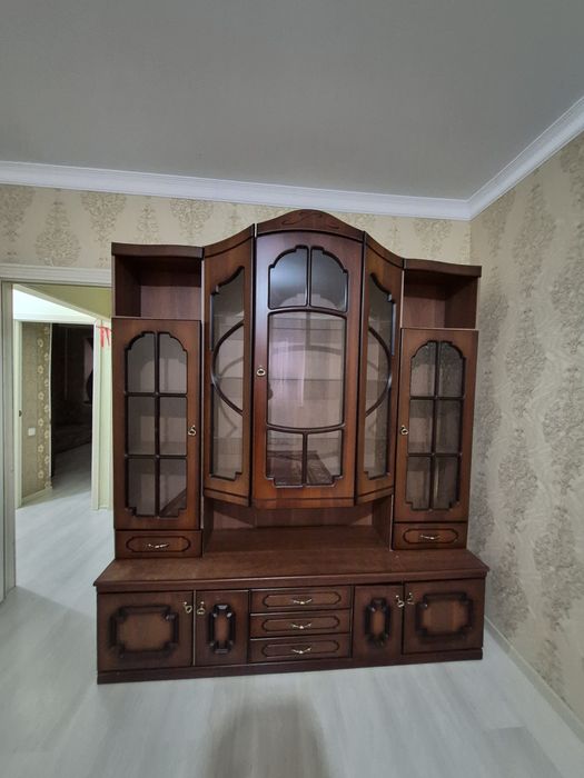 Продам шкаф гостиный