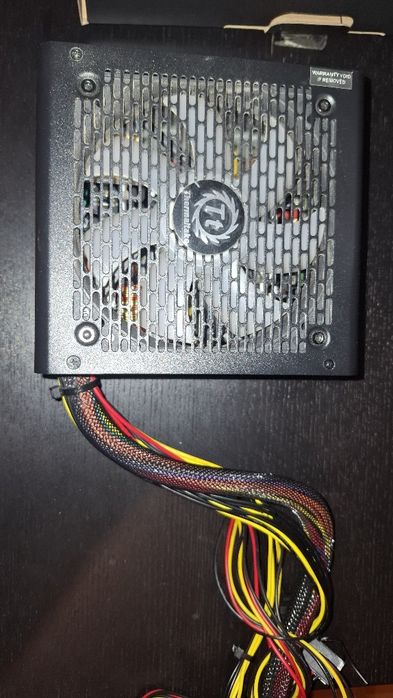 Захранване thermaltake rgb 550W