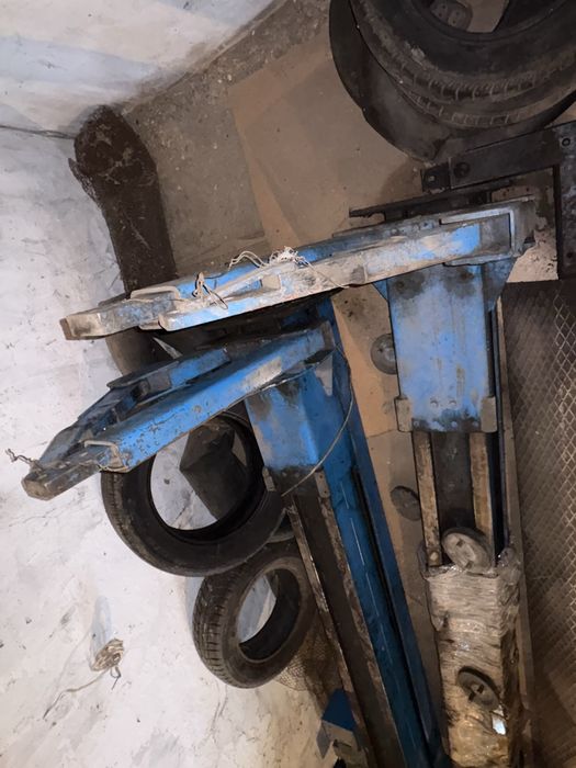 Подменик винтов трифазен