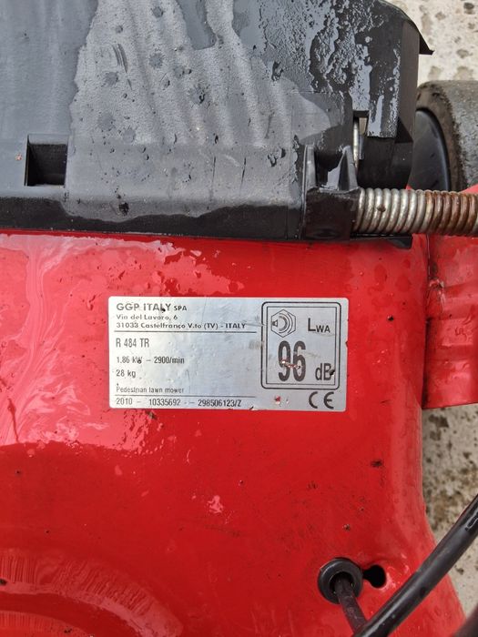 Vând mașină de tuns iarba pe benzină Impos 4620 S.